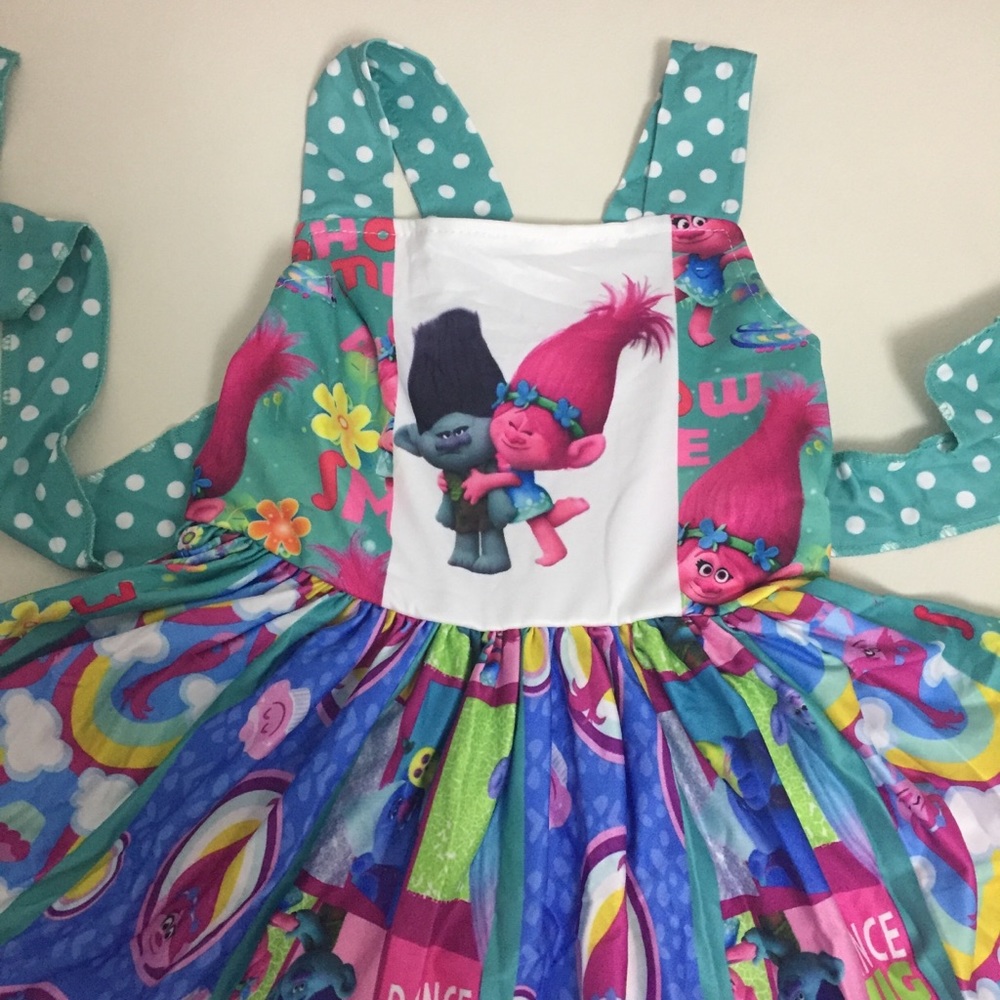 Trolls cute twirl pink green dress - Picture 5 of 5